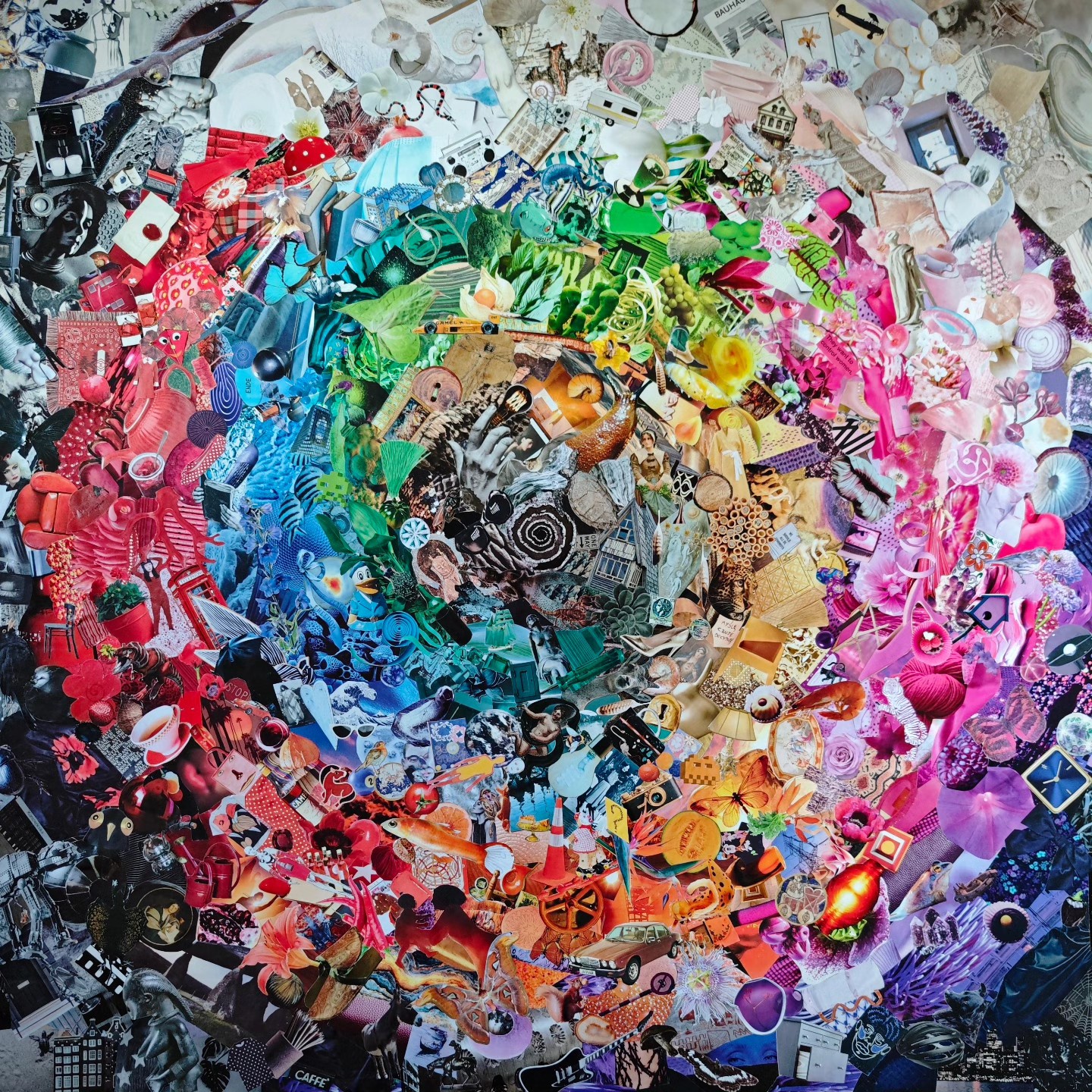 The Spiral 8, an analog collage by Rita Rozynek.